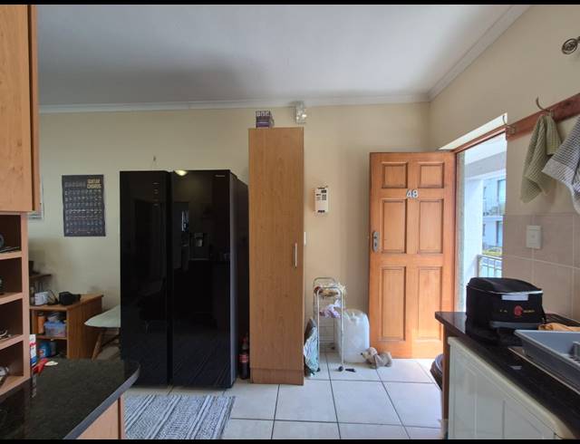2 BEDROOM APARTMENT FOR SALE IN HARTENBOS CENTRAL